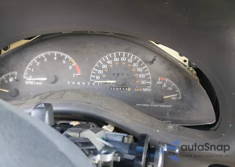 2002 Pontiac Grand Prix Se z USA, uszkodzony, nr VIN 1G2WK52J52F218642